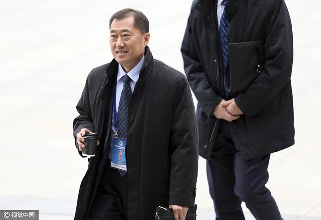 公牛官方：克雷格右足底筋膜急性扭伤 缺席8-10周　公牛官方宣布托里-克雷格被诊断出右足底筋膜急性扭伤！